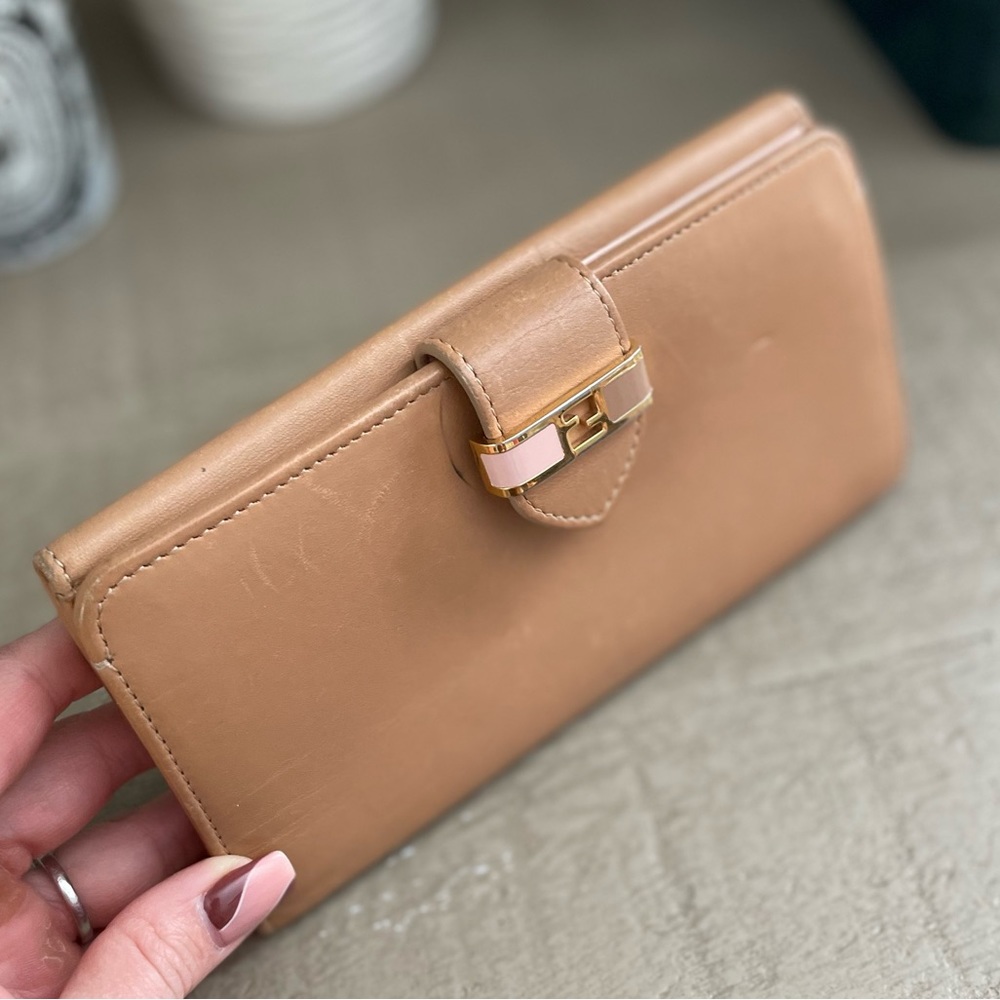 FENDI AUTHENTIC P.FOGLIO VITELLO TAN LEATHER WALLET